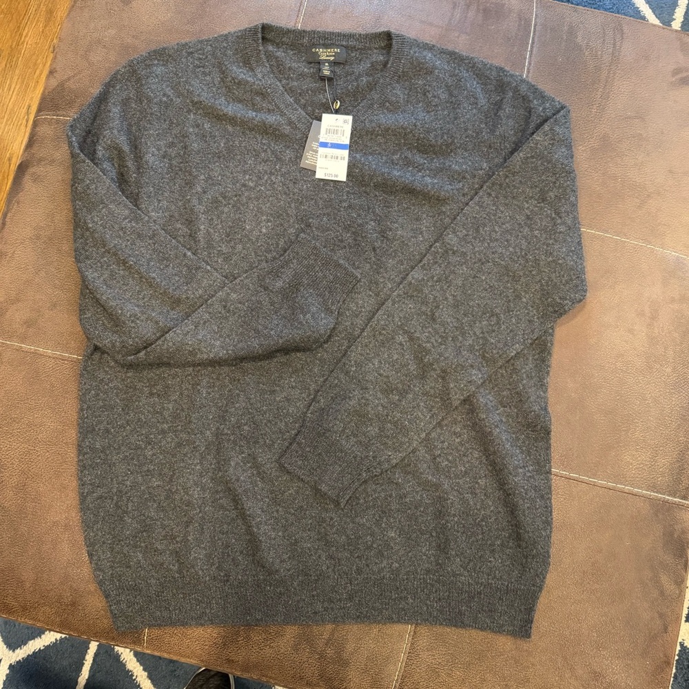 Men's Gray Cashmere Sweater NWT